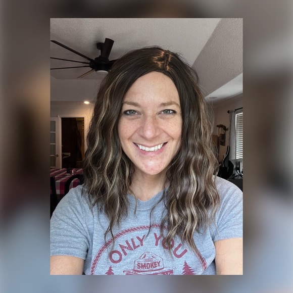 Brown wavy wig - Picture 6 of 9